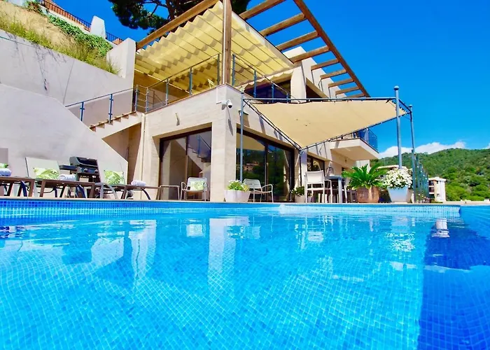 V&V Lloret- Villa Marie Luxury House With Air Conditioning