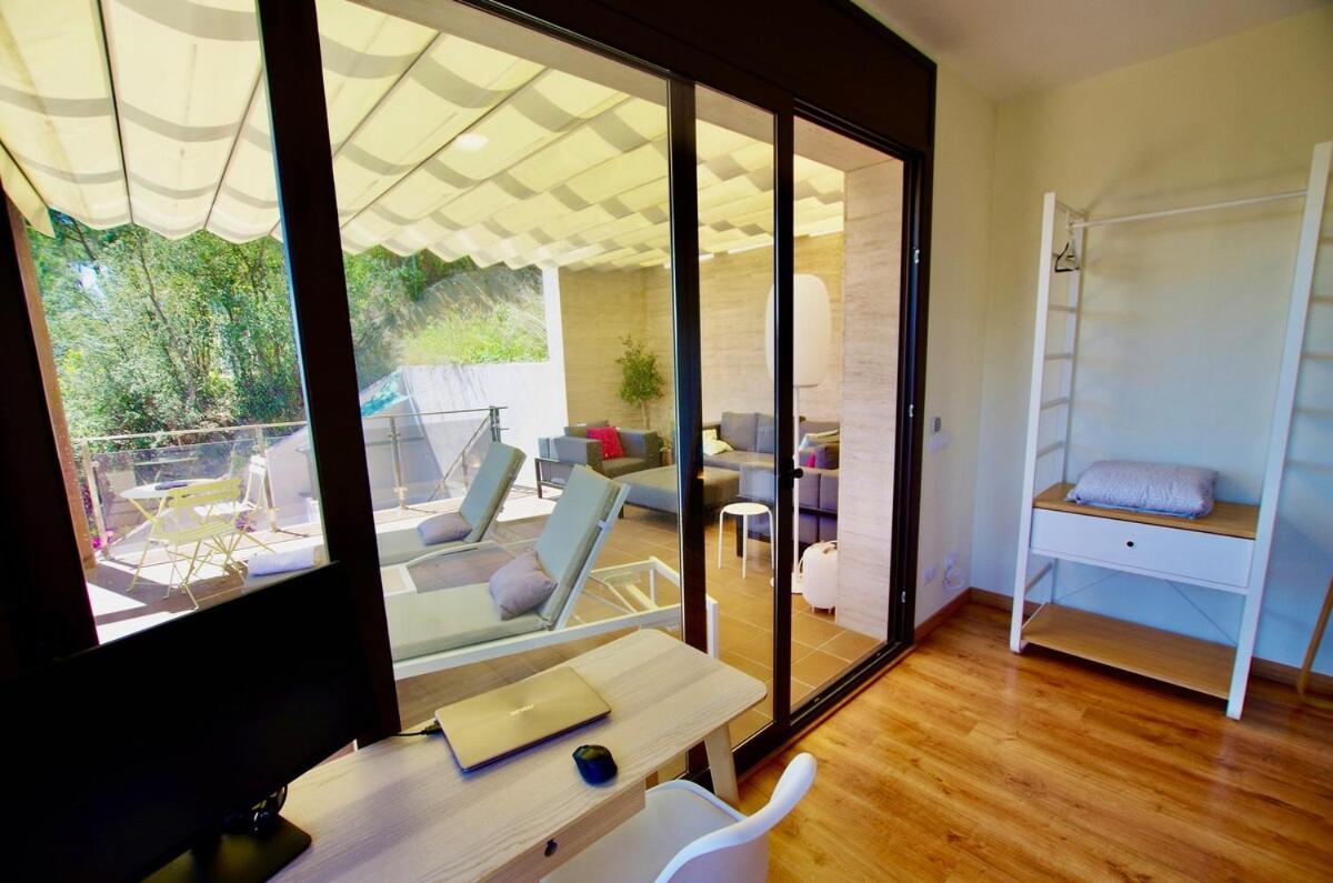V&v Lloret- Marie Luxury House With Air Conditioning Villa