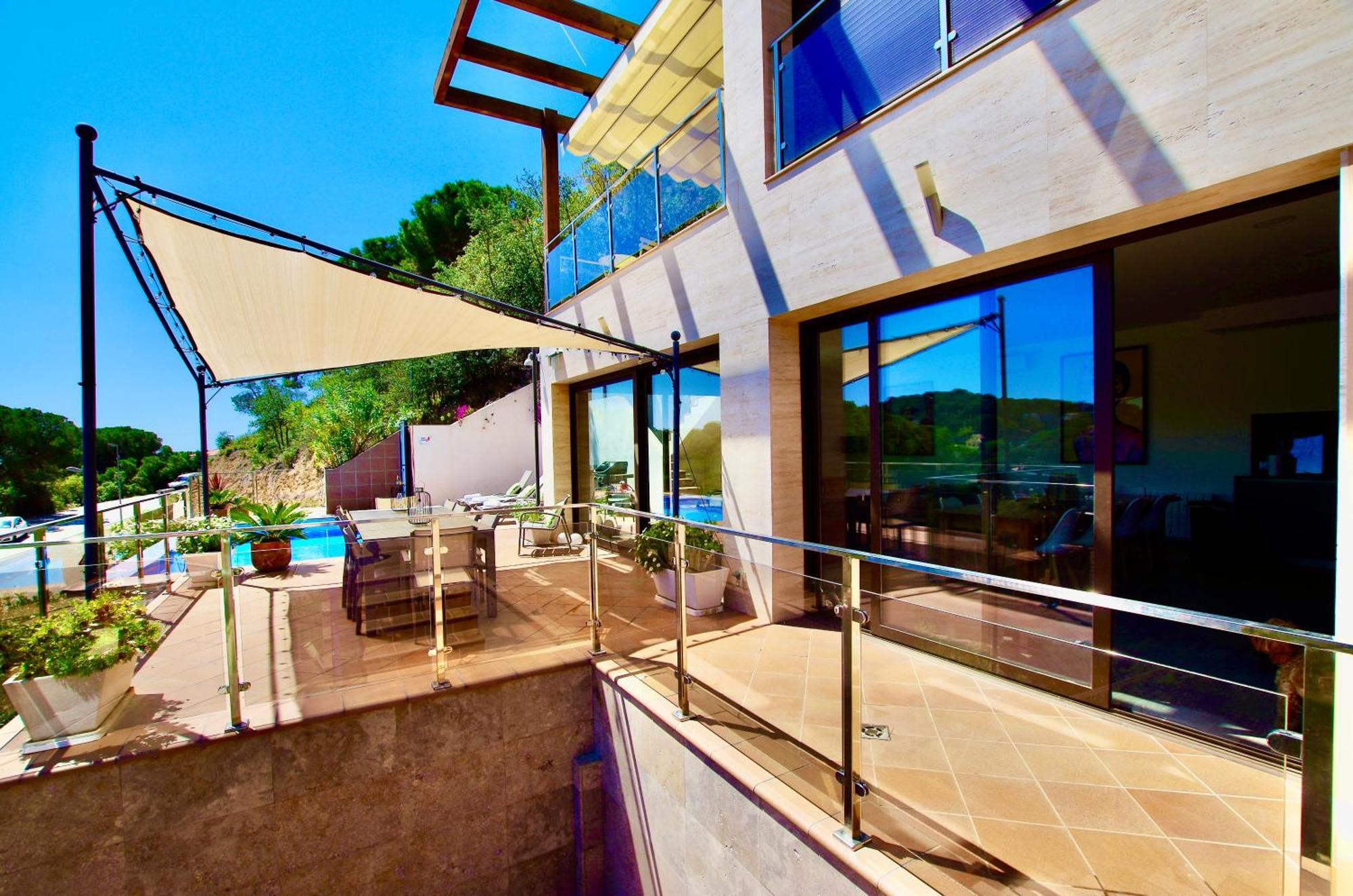 V&v Lloret- Marie Luxury House With Air Conditioning * Lloret de Mar